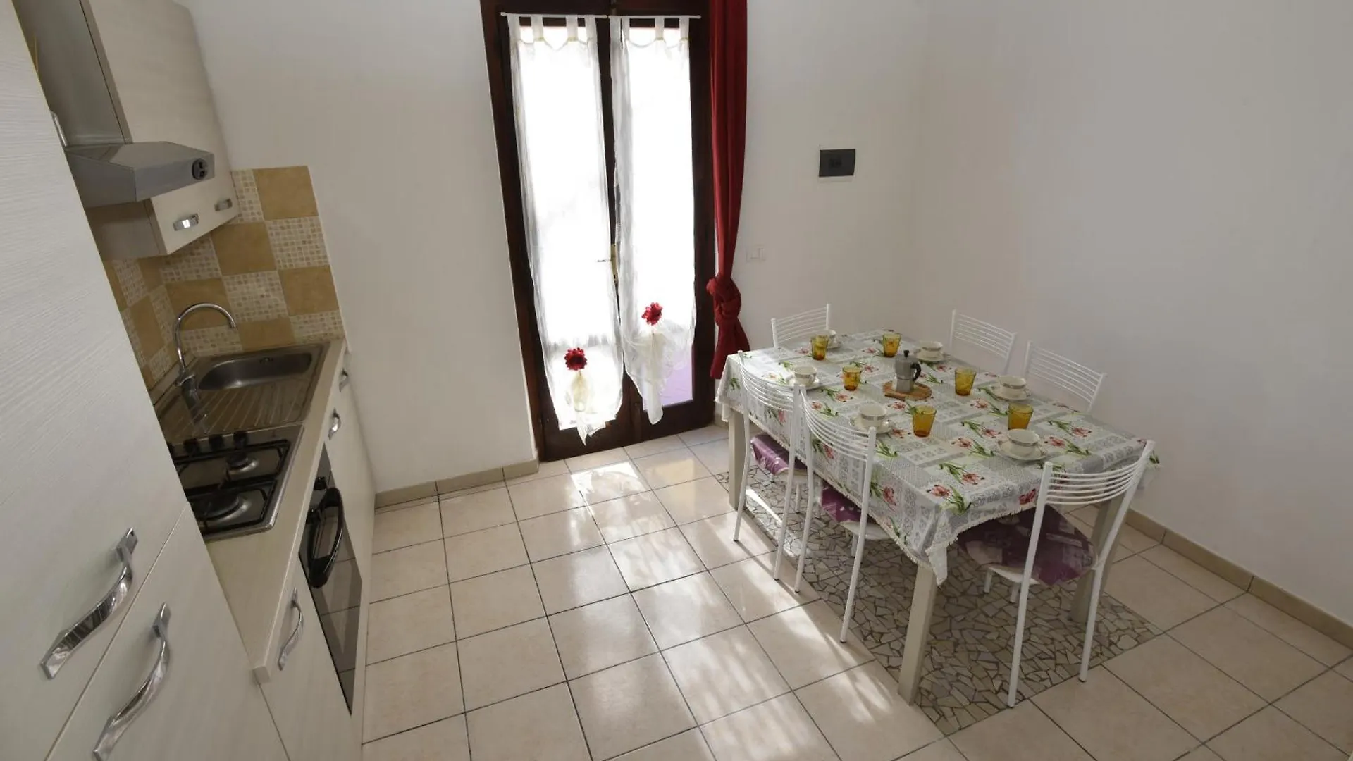 Apartment Complesso Mediterraneo - Posizione Panoramica Con Spazi Esterni, Clima E Posti Auto Literno Italy