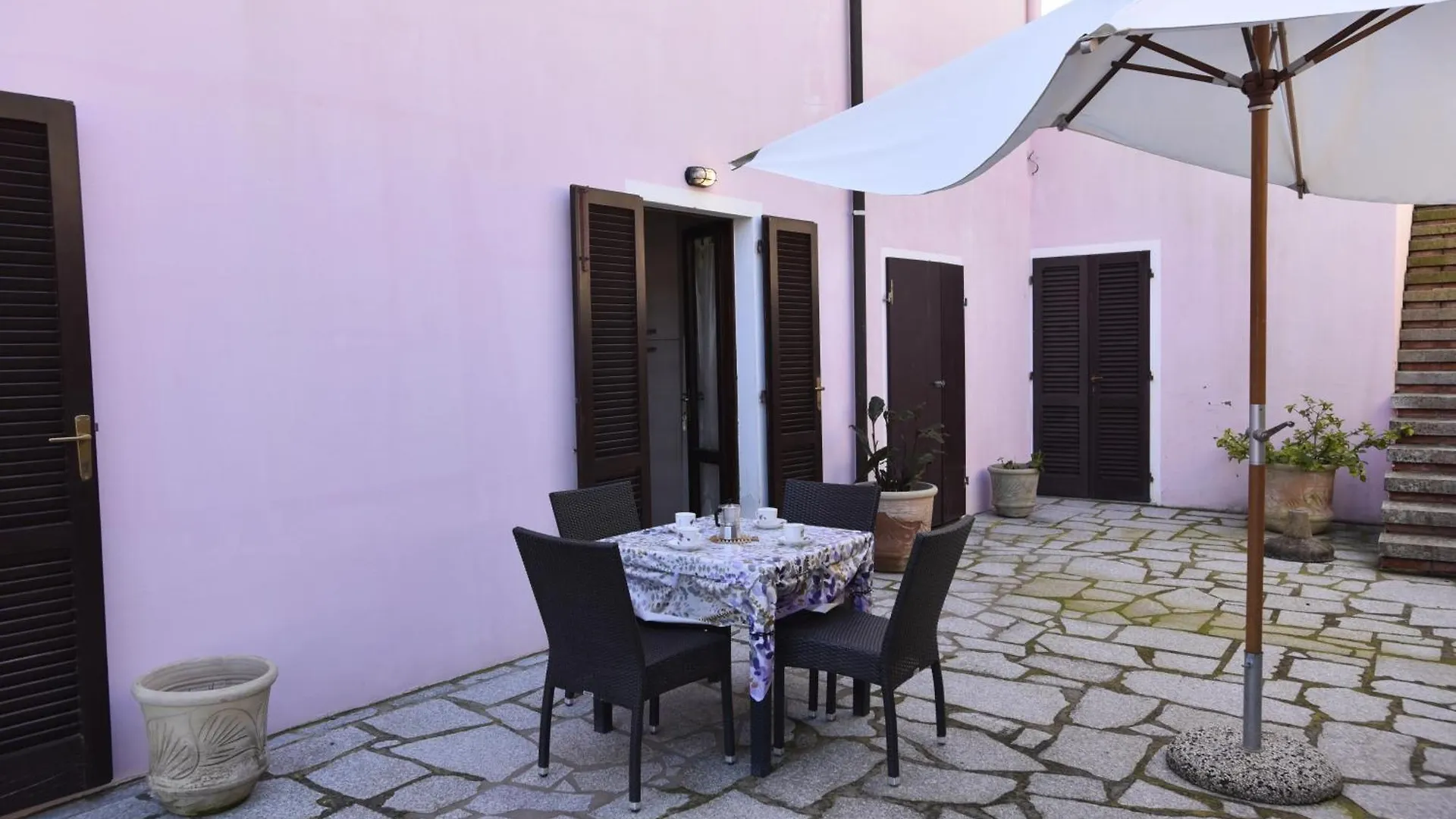 Apartment Complesso Mediterraneo - Posizione Panoramica Con Spazi Esterni, Clima E Posti Auto Literno