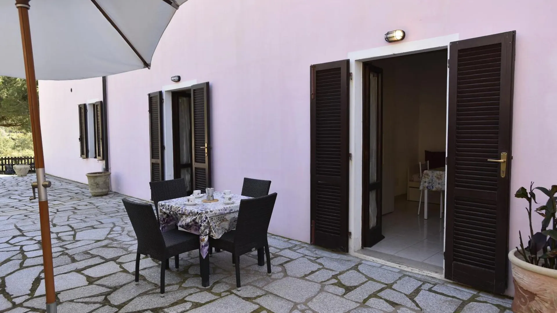 Apartment Complesso Mediterraneo - Posizione Panoramica Con Spazi Esterni, Clima E Posti Auto Literno Italy