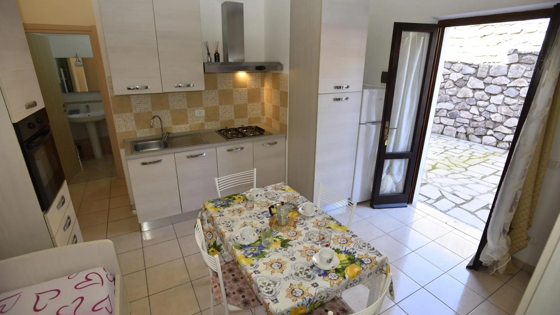 Apartment Complesso Mediterraneo - Posizione Panoramica Con Spazi Esterni, Clima E Posti Auto Literno Italy