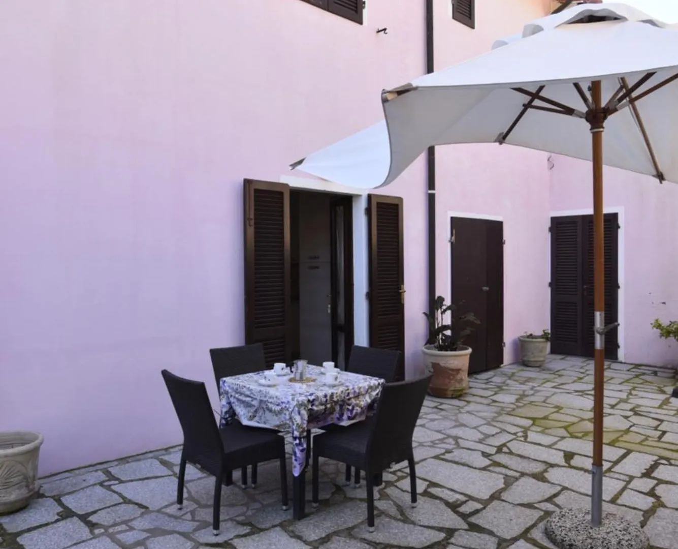 Complesso Mediterraneo - Posizione Panoramica Con Spazi Esterni, Clima E Posti Auto Literno 0*,